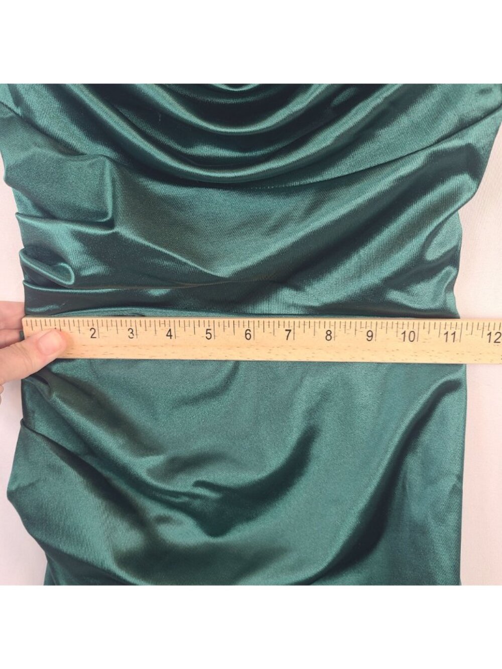 NEW B Darlin Green Satin Ruched Maxi Dress Spaghetti Straps Lace-Up Back Sz 5/6 - Picture 6 of 11